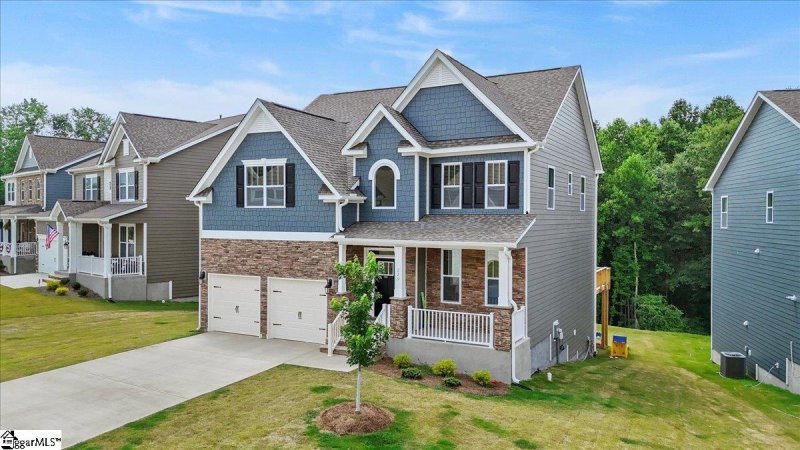 Property image 3 of 229 Layken Lane in Chumley Estates, Woodruff, SC 29388