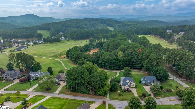 Property image 4 at 6 Laurelcrest Lane, Travelers Rest, SC 29690