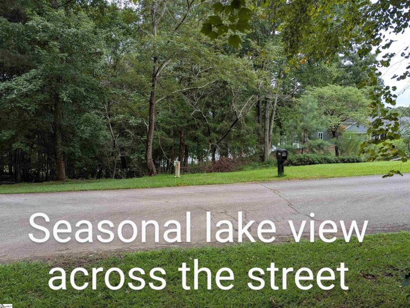 Property image 2 of 00 E Peninsula Drive in Lake Rabon Estates, Laurens, SC 29360
