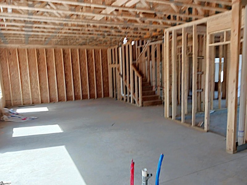 Property image 5 of 450 Haddon Road in Rutledge Estates, Woodruff, SC 29388