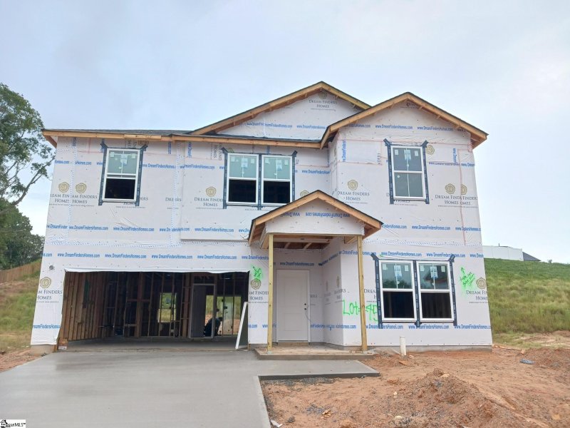 Property image 2 of 462 Haddon Road in Rutledge Estates, Woodruff, SC 29388