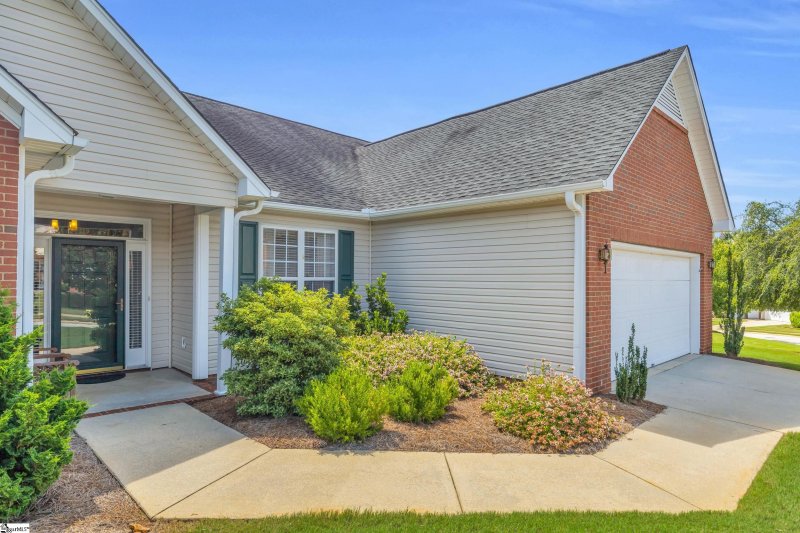 Property image 5 at 3 Meadowlands Way, Greenville, SC 29615