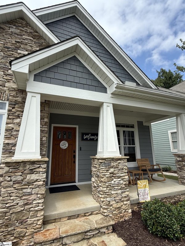 Property image 2 of 104 Martele Court in Verdmont, Simpsonville, SC 29680