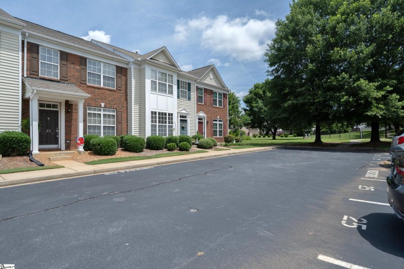 Property image 2 of 25 Stratus Court in Reserve at Riverside, Greer, SC 29650