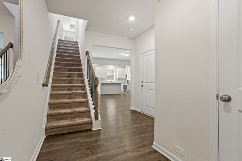 Property image 4 of 403 Hartland Place in Grandview Townes, Simpsonville, SC 29680