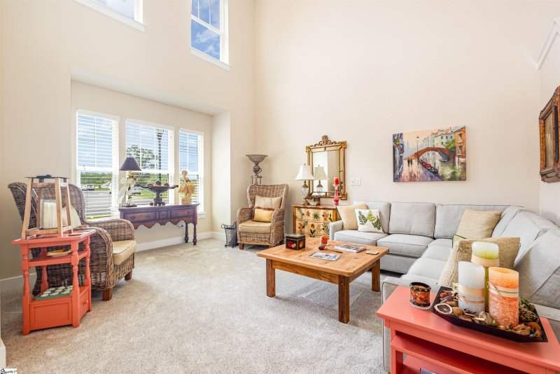 Property image 4 of 819 Sweet William Road in Sunset Summits, Spartanburg, SC 29301