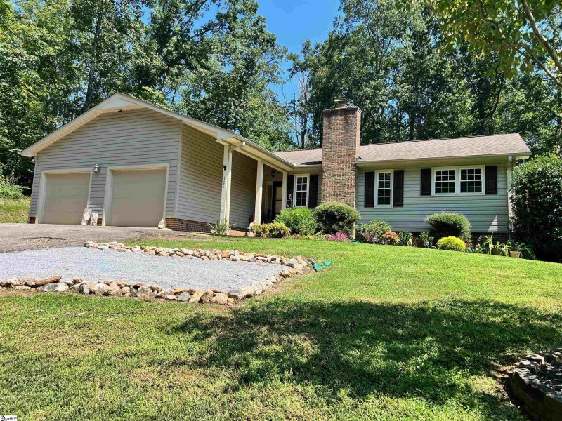 Property image 2 at 121 Spring Valley Road, Pickens, SC 29671