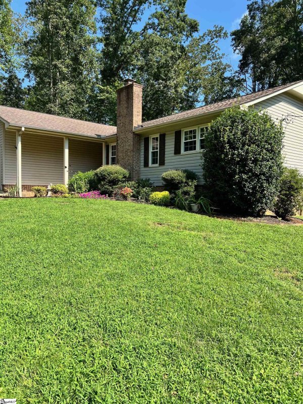 Property image 3 at 121 Spring Valley Road, Pickens, SC 29671