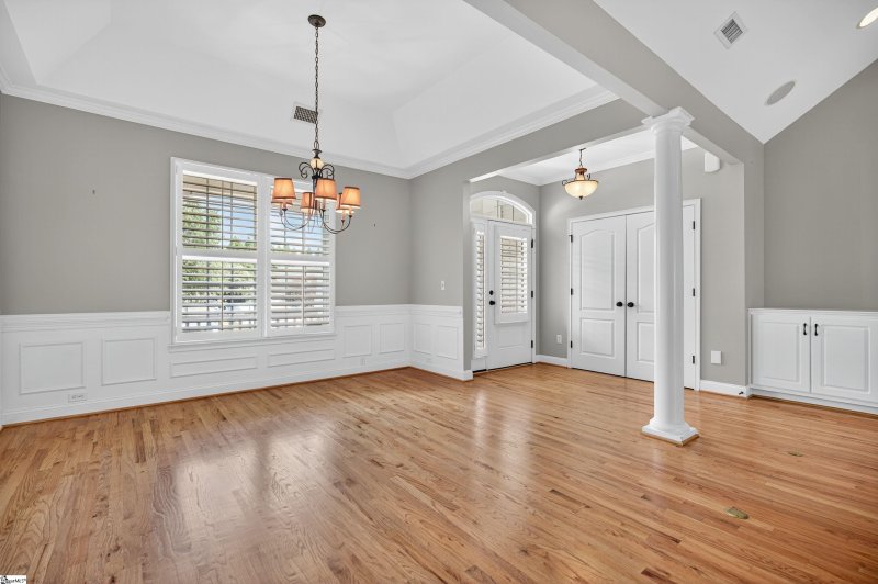 Property image 2 at 218 Medford Drive, Greer, SC 29650