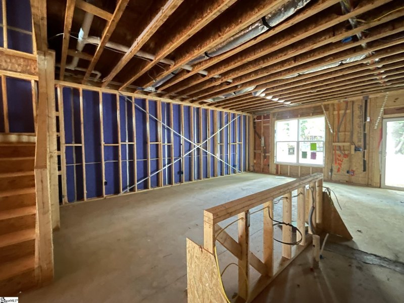 Property image 5 of 206 Spartina Court in East Main Townes, Spartanburg, SC 29307