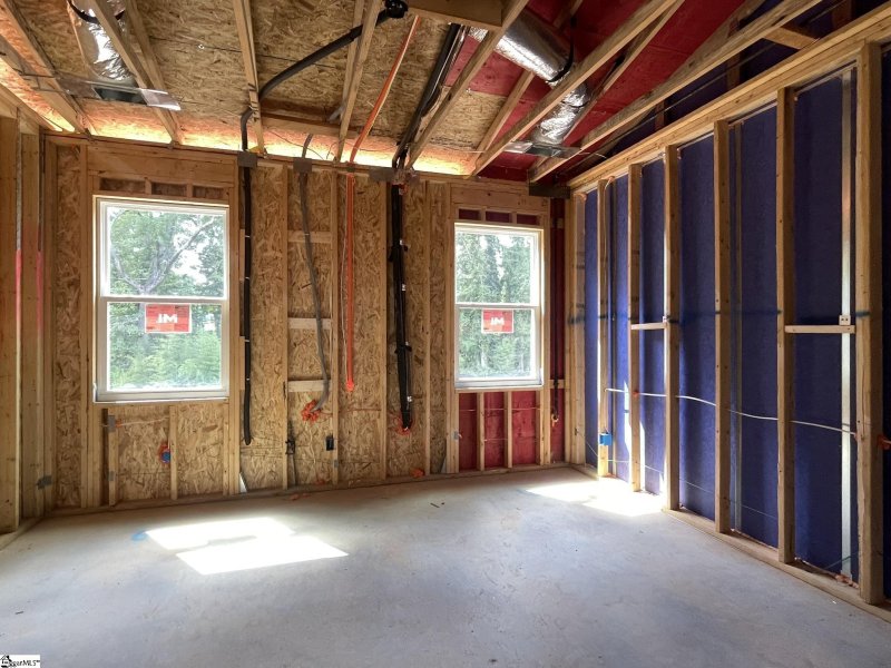 Property image 4 of 209 Spartina Court in East Main Townes, Spartanburg, SC 29307