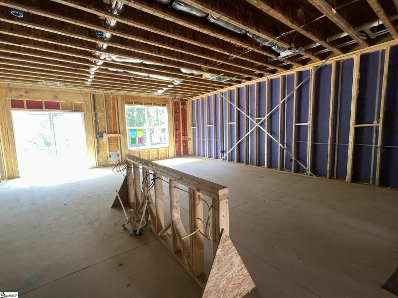 Property image 3 of 205 Spartina Court in East Main Townes, Spartanburg, SC 29307