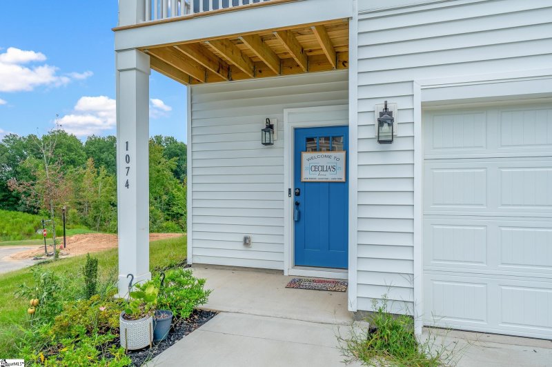 Property image 3 of 1074 Nadine Way in Donahue Hill, Greer, SC 29651