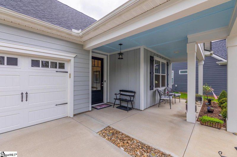Property image 2 at 12 Pineglen Court, Simpsonville, SC 29680