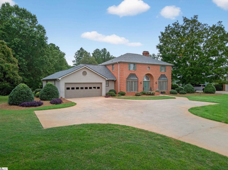 Property image 3 at 104 Mountain View Court, Pickens, SC 29671