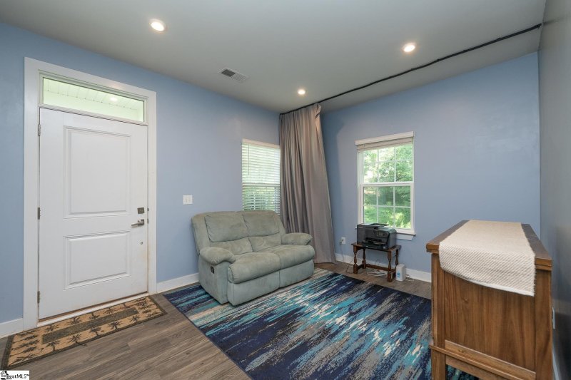 Property image 3 of 112 Henley Court in Stonehurst Plantation, Easley, SC 29642