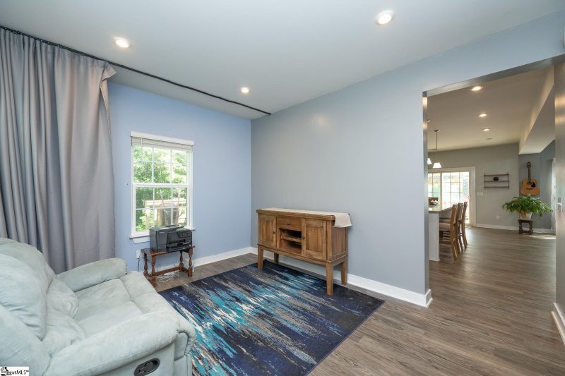 Property image 4 of 112 Henley Court in Stonehurst Plantation, Easley, SC 29642