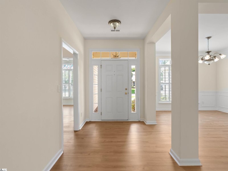 Property image 4 of 8 Wild Thorn Lane in Shadow Moss, Greenville, SC 29615