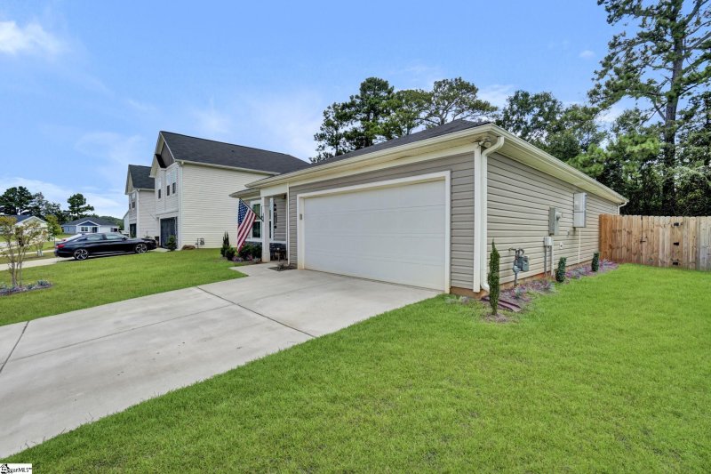 Property image 4 at 109 Myers Lane, Laurens, SC 29360