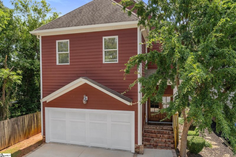 Property image 3 of 726 Rutherford Road in North Main, Greenville, SC 29609