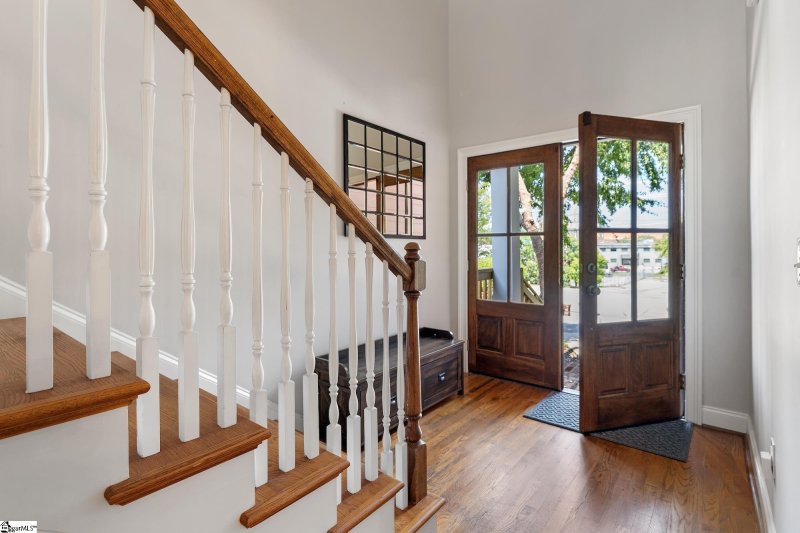 Property image 5 of 726 Rutherford Road in North Main, Greenville, SC 29609