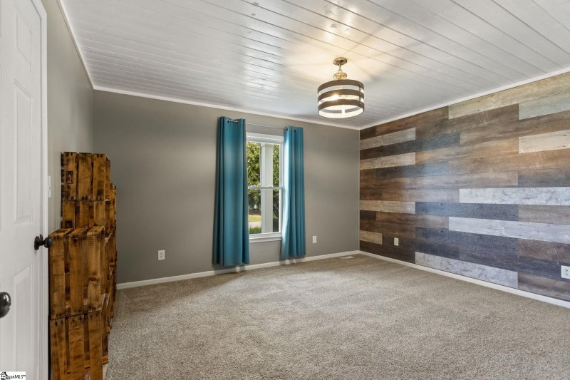 Property image 5 of 116 Martin Court in Martin Place, Williamston, SC 29697