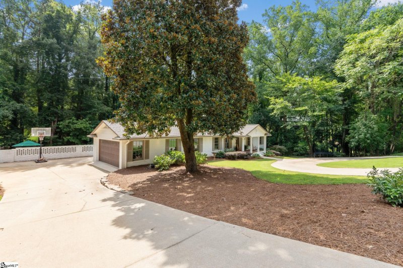 Property image 4 at 442 Pimlico Road, Greenville, SC 29607