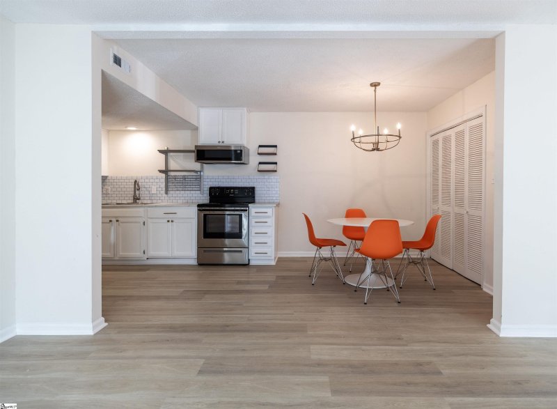 Property image 5 at 3706 E North Street, Greenville, SC 29615