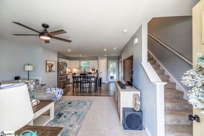 Property image 3 of 301 Wyngate Court in Barrington Creek, Piedmont, SC 29673