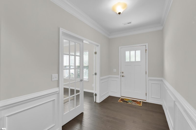 Property image 3 at 207 Ragin Court, Simpsonville, SC 29681