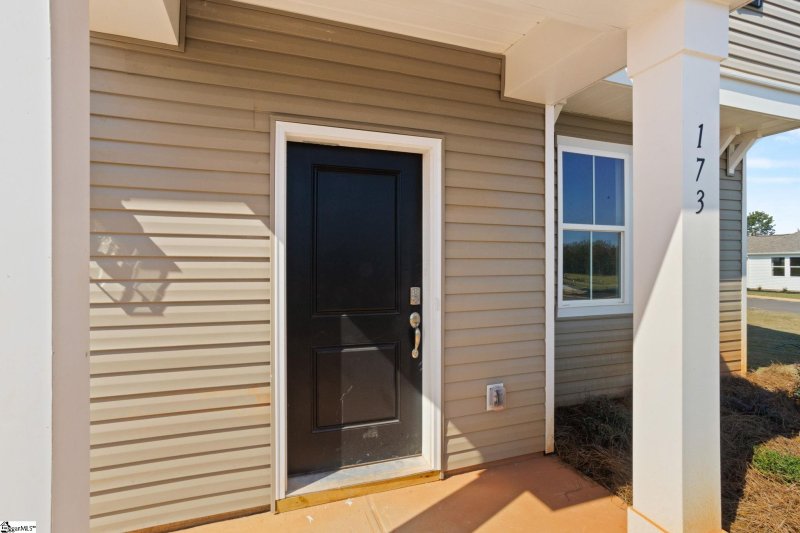 Property image 3 of 173 Anderson Oaks Lane in Anderson Oaks, Easley, SC 29642