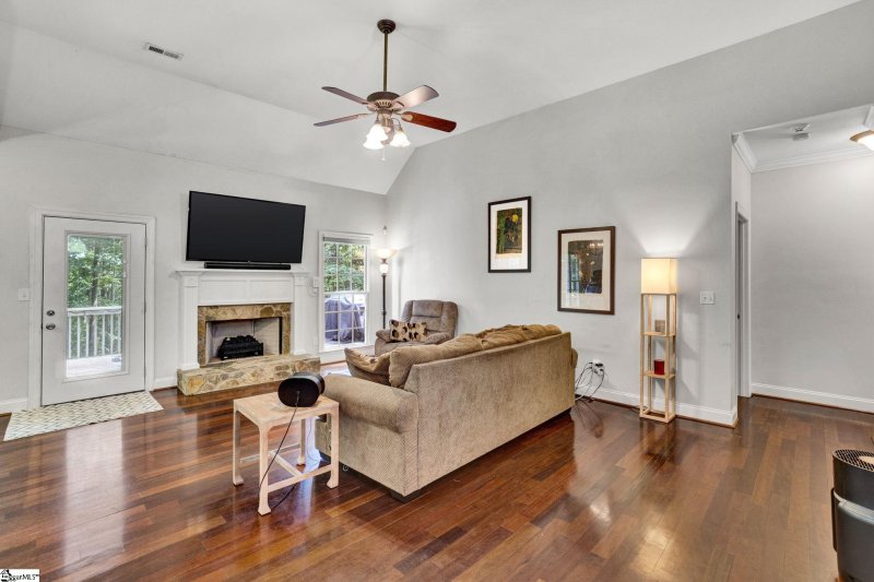 Property image 3 of 36 Prince Williams Court in Coachwood Forest, Simpsonville, SC 29681