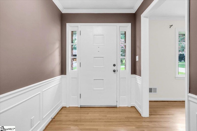 Property image 3 of 125 Kathryan Court in Chestnut Hills, Greenville, SC 29605