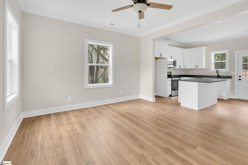 Property image 4 at 53 Smythe Avenue, Greenville, SC 29605