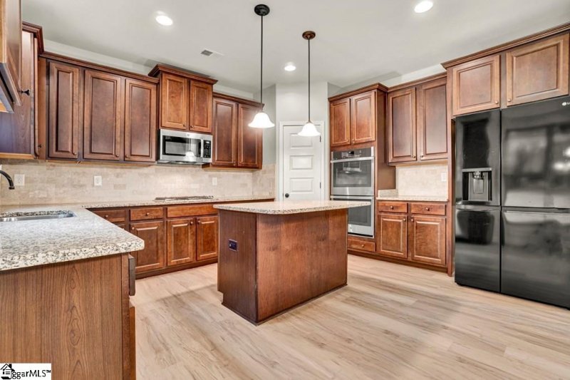 Property image 3 of 174 Buckland Drive in Rivendell, Anderson, SC 29621