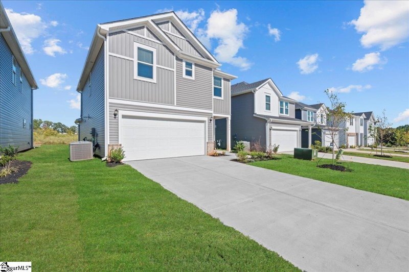 Property image 2 of 406 Shortleaf Lane in Village at White Pine, Pendleton, SC 29670