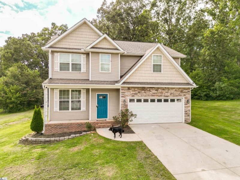 Property image 4 of 129 Saddlebrook Avenue in Saddlebrook, Pickens, SC 29671
