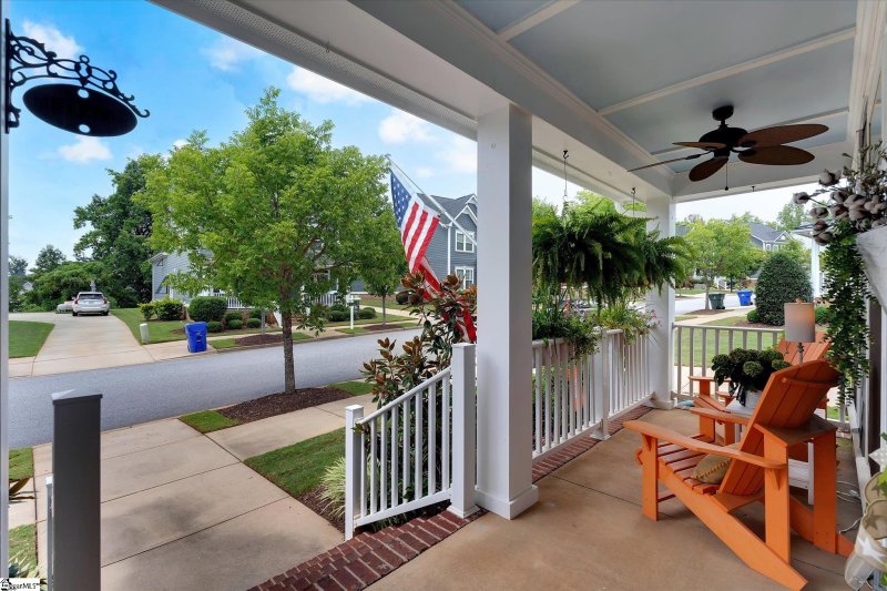 Property image 3 at 312 Algonquin Trail, Greenville, SC 29607