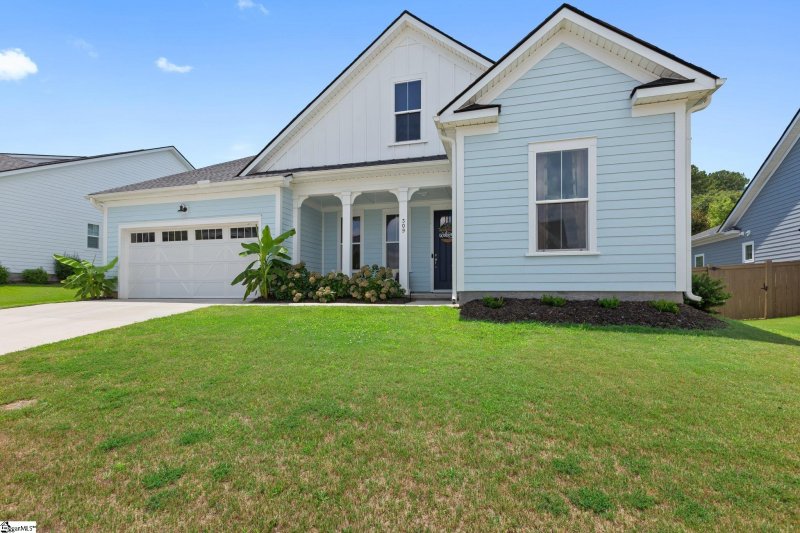 Property image 3 of 309 Nebbiolo Lane in Chastain Glen at Five Forks, Simpsonville, SC 29681