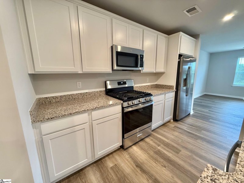 Property image 4 at 1253 Forestbrook Lane, Spartanburg, SC 29303