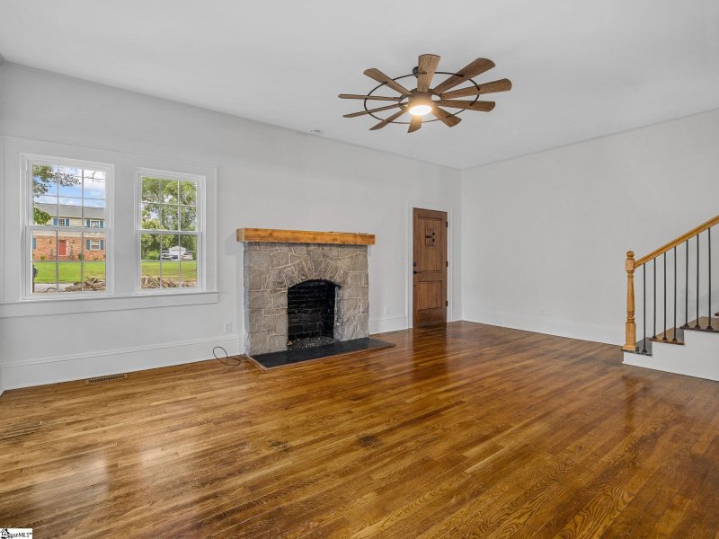 Property image 5 of 144 E Victoria Road in Park Hills, Spartanburg, SC 29301