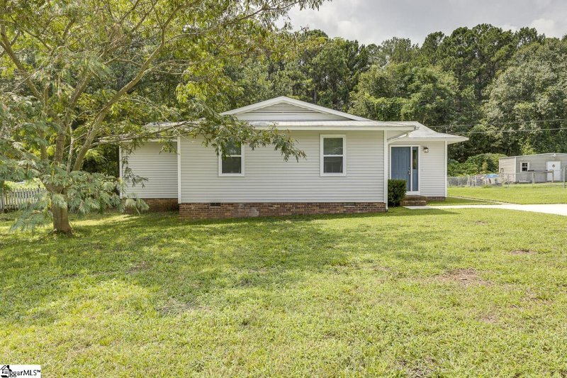 Property image 3 at 212 Georgetown Road, Easley, SC 29640