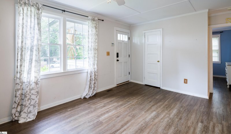 Property image 3 at 222 Buist Avenue, Greenville, SC 29609