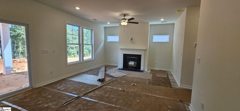 Property image 3 at 405 Barbican Place, Greenville, SC 29605