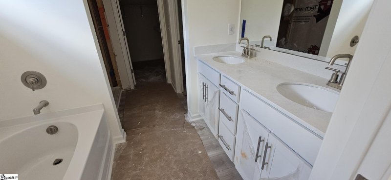 Property image 5 at 405 Barbican Place, Greenville, SC 29605