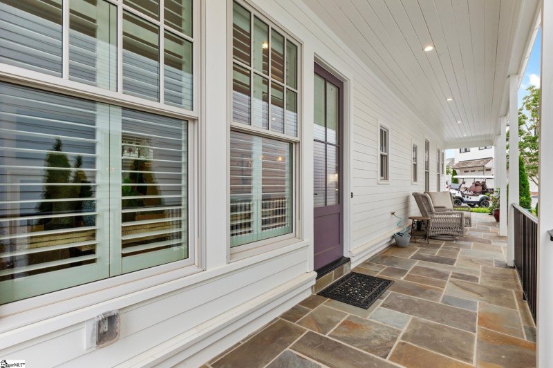 Property image 5 of 205 Bowman Road in Hartness, Greenville, SC 29615