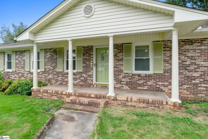 Property image 5 at 314 Heathwood Drive, Taylors, SC 29687