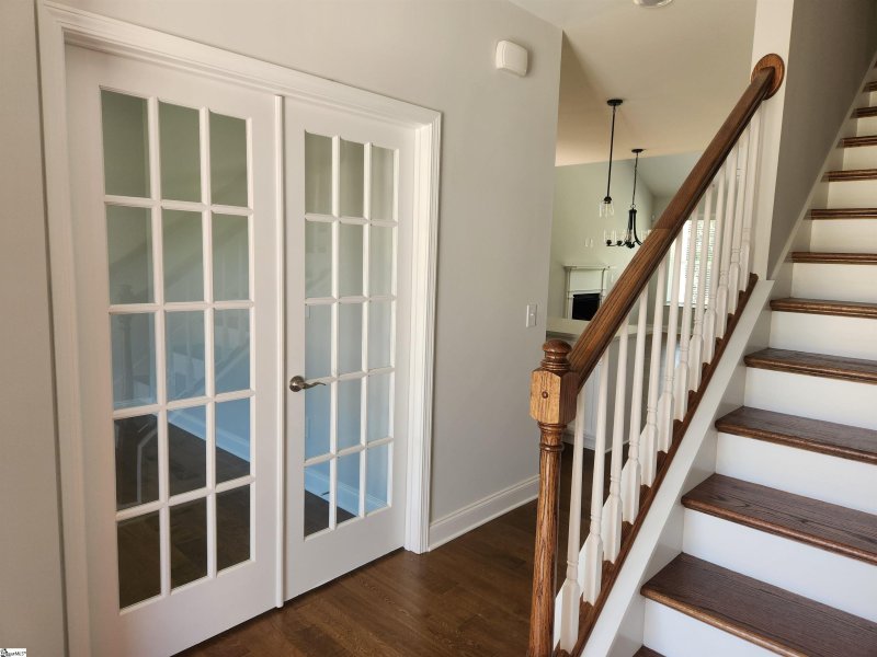 Property image 4 of 580 Landseer Drive in Sherwood Gardens, Landrum, SC 29356