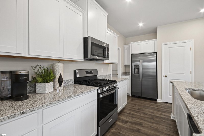 Property image 5 of 1411 Apple Butter Drive in Persimmon Hill, Lyman, SC 29365