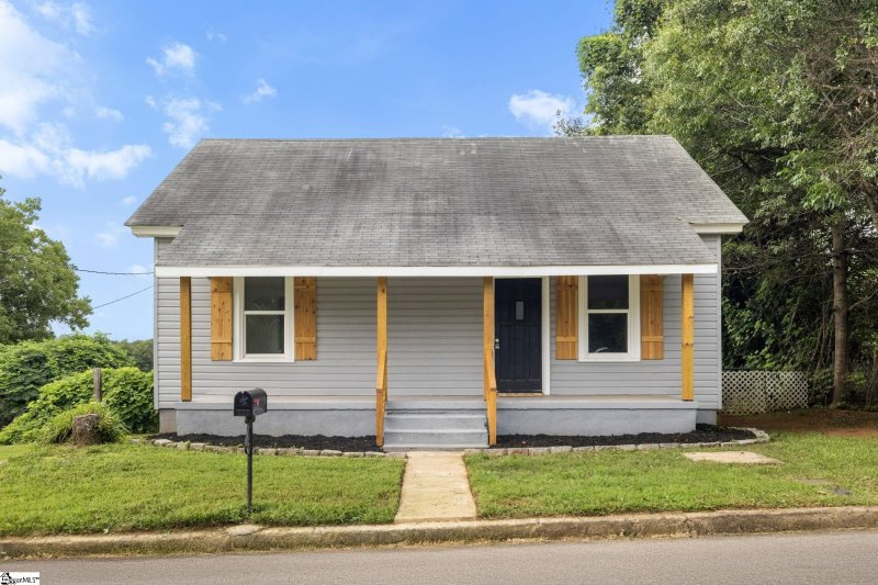 1225 Apalache Street